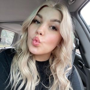 Meet your Posher, Kristin